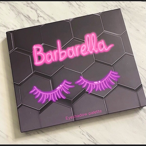 🆕🔥BARBARELLA/BEE BEAUTY LONDON 20 MATTE&SHIMMER SHADES GORGEOUS EYE PALETTE 🎨 - Picture 9 of 10